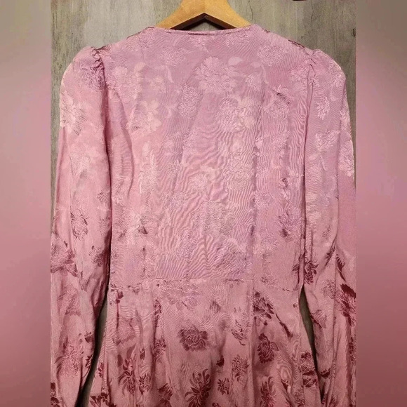 Aritzia Wilfred Callie Mini Wrap Satin Pink Floral Dress Size XS Women's - Picture 12 of 13